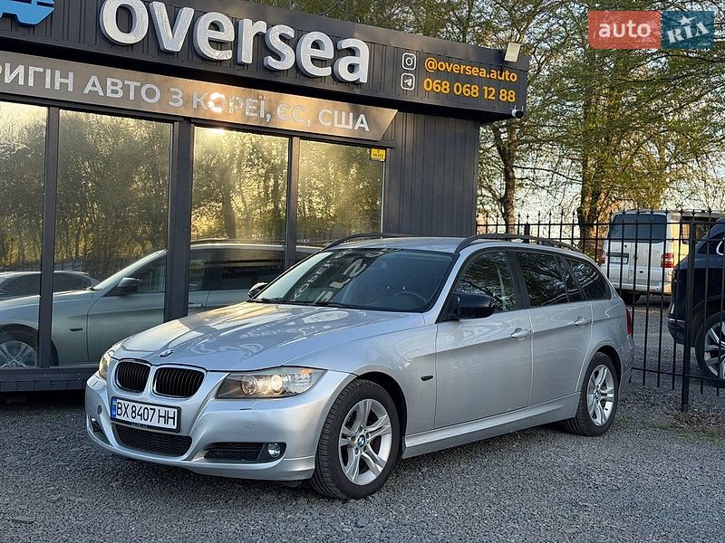 BMW 3 Series 2010