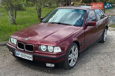 Седан BMW 3 Series 1995 в Запоріжжі
