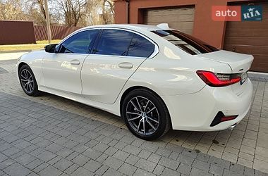 Седан BMW 3 Series 2019 в Ивано-Франковске