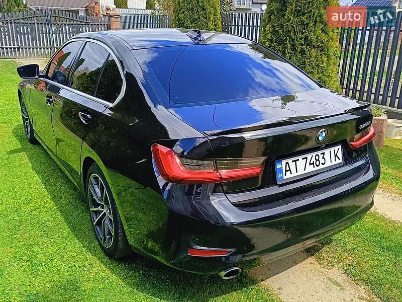 BMW 3 Series 2019 VIN 3MW5R1J54K8A05655 фото оголошення 3 з 52