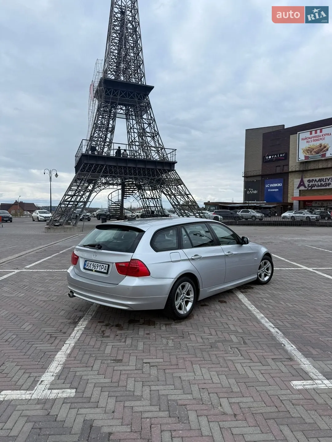 2010 BMW 3er - мініатюра 4