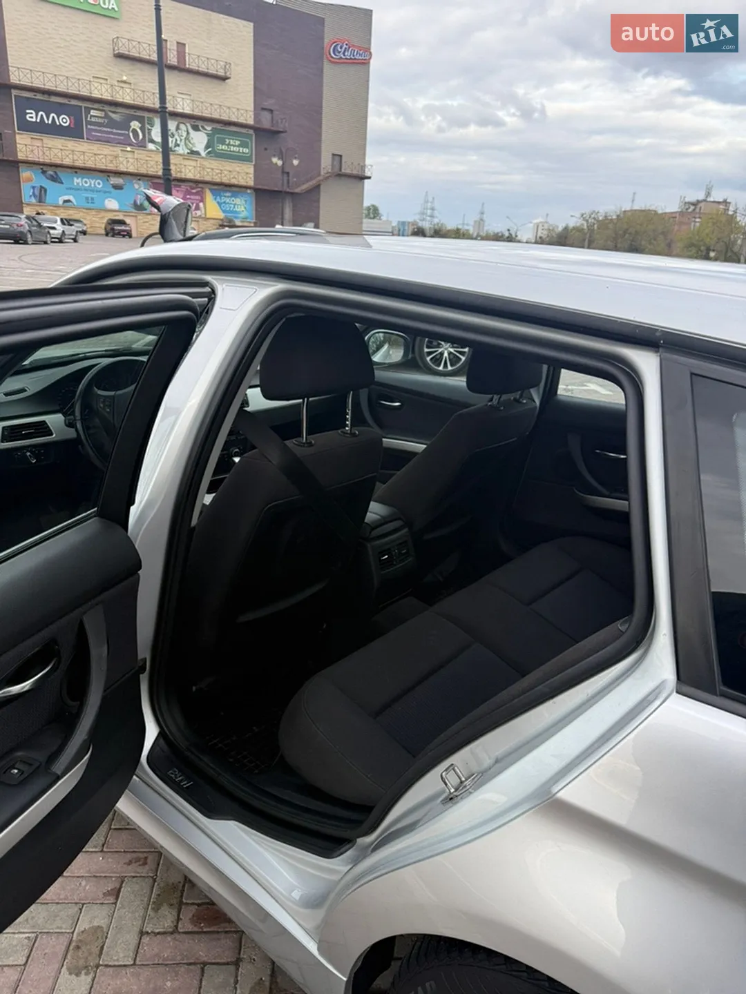 2010 BMW 3er - мініатюра 8