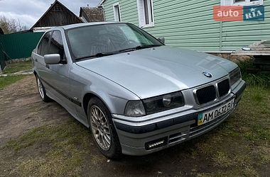 Седан BMW 3 Series 1997 в Олевске