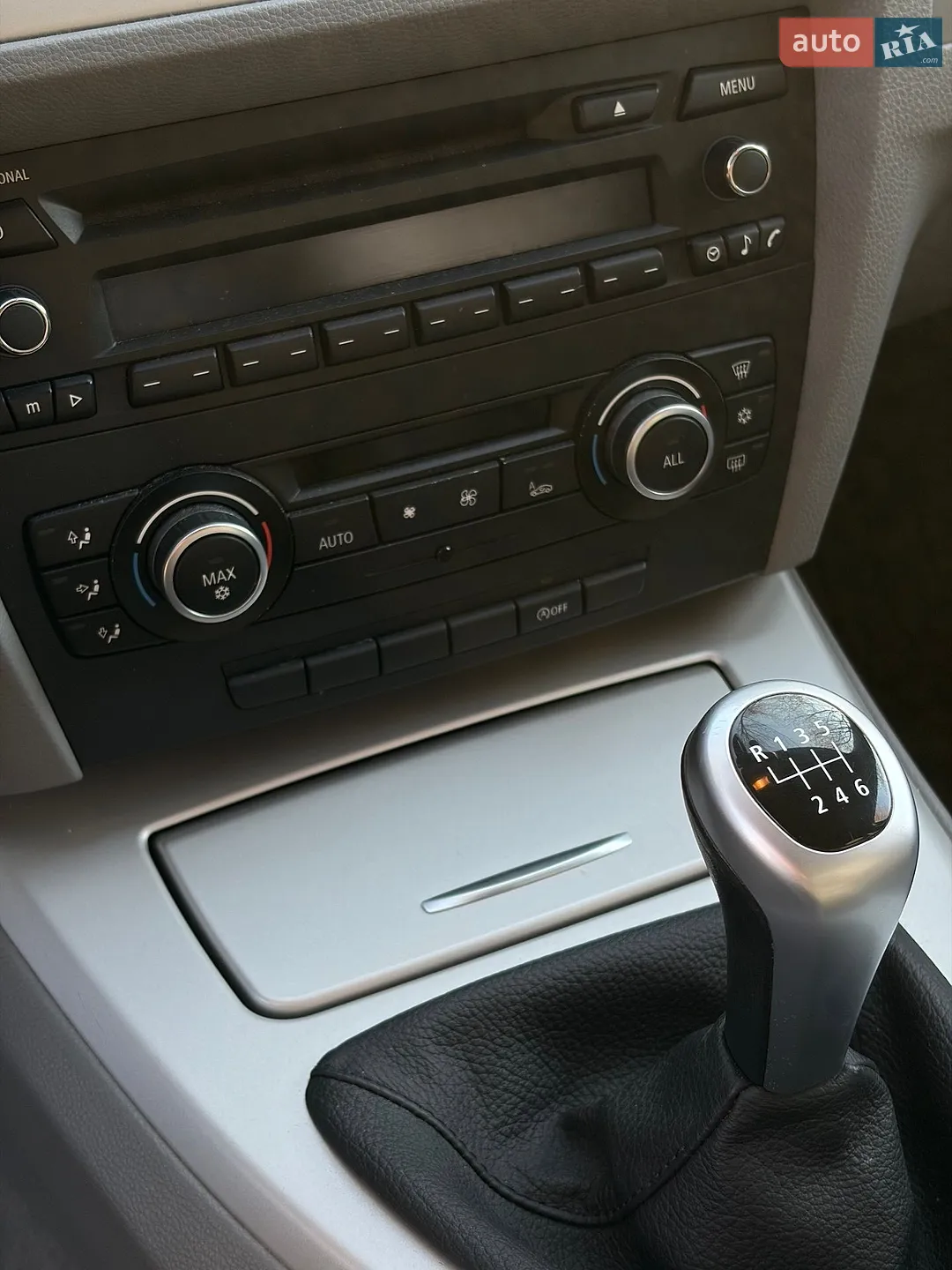 2010 BMW 3er - мініатюра 21