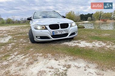 Універсал BMW 3 Series 2010 в Києві