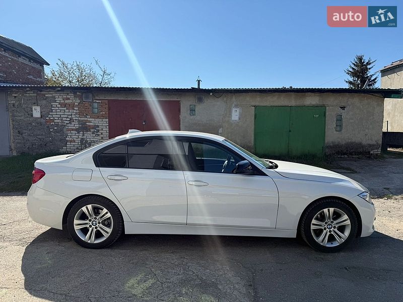 Седан BMW 3 Series 2016 в Старом Самборе