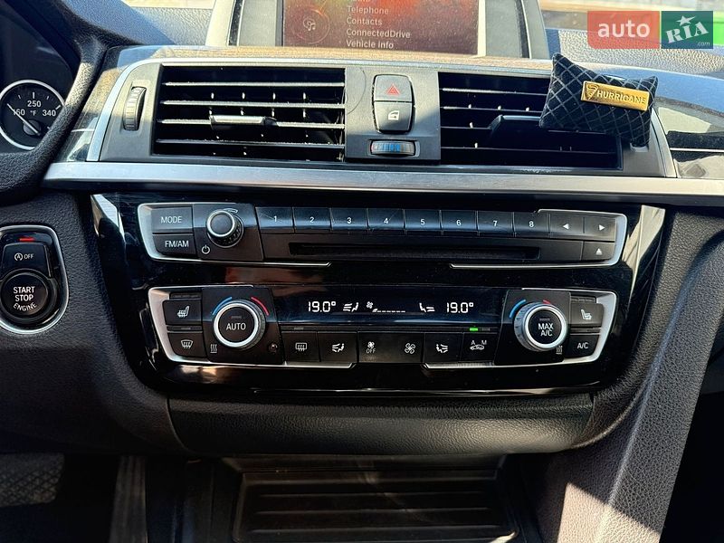 Седан BMW 3 Series 2016 в Старом Самборе