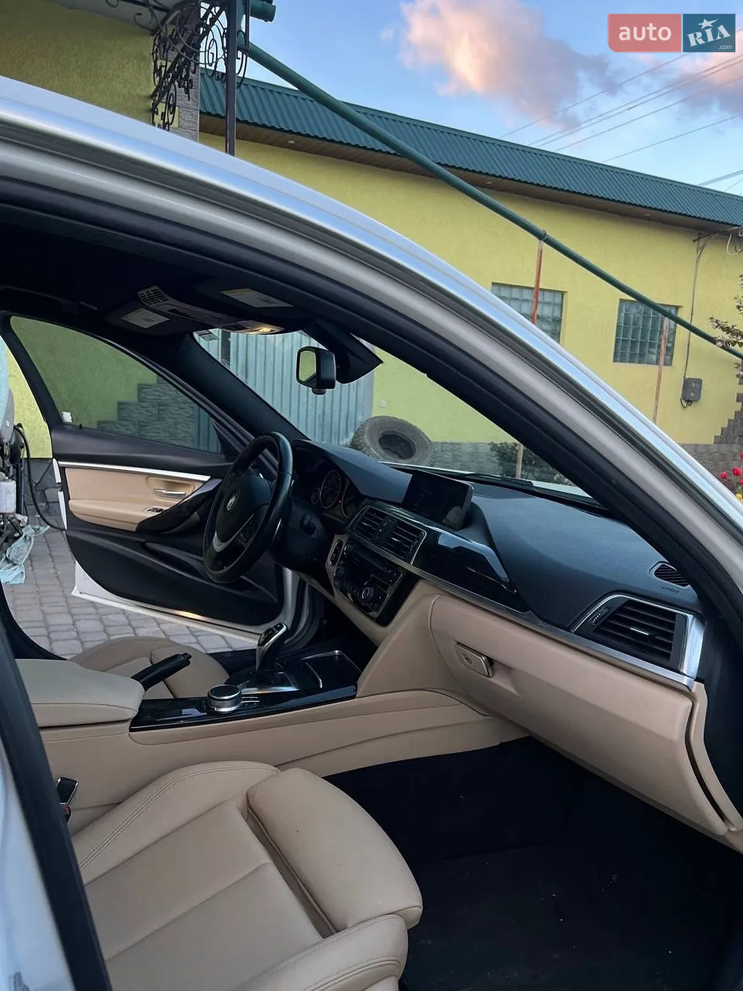 2016 BMW 3er - мініатюра 16