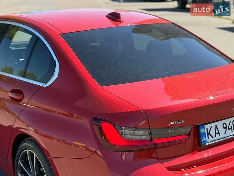 Седан BMW 3 Series 2022 в Киеве