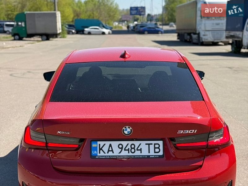 Седан BMW 3 Series 2022 в Киеве