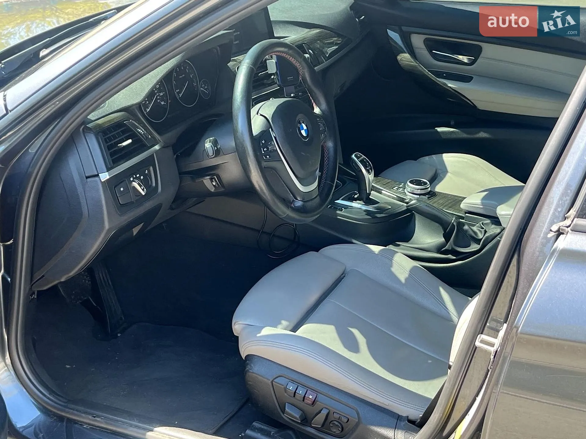 2012 BMW 3er - мініатюра 18