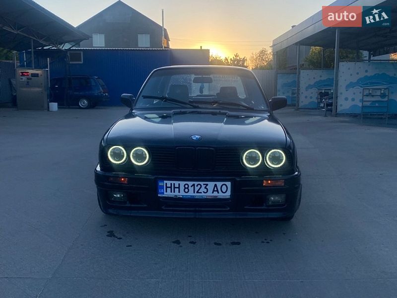 Седан BMW 3 Series 1983 в Одессе фото 4 Седан BMW 3 Series 1983 в Одессе