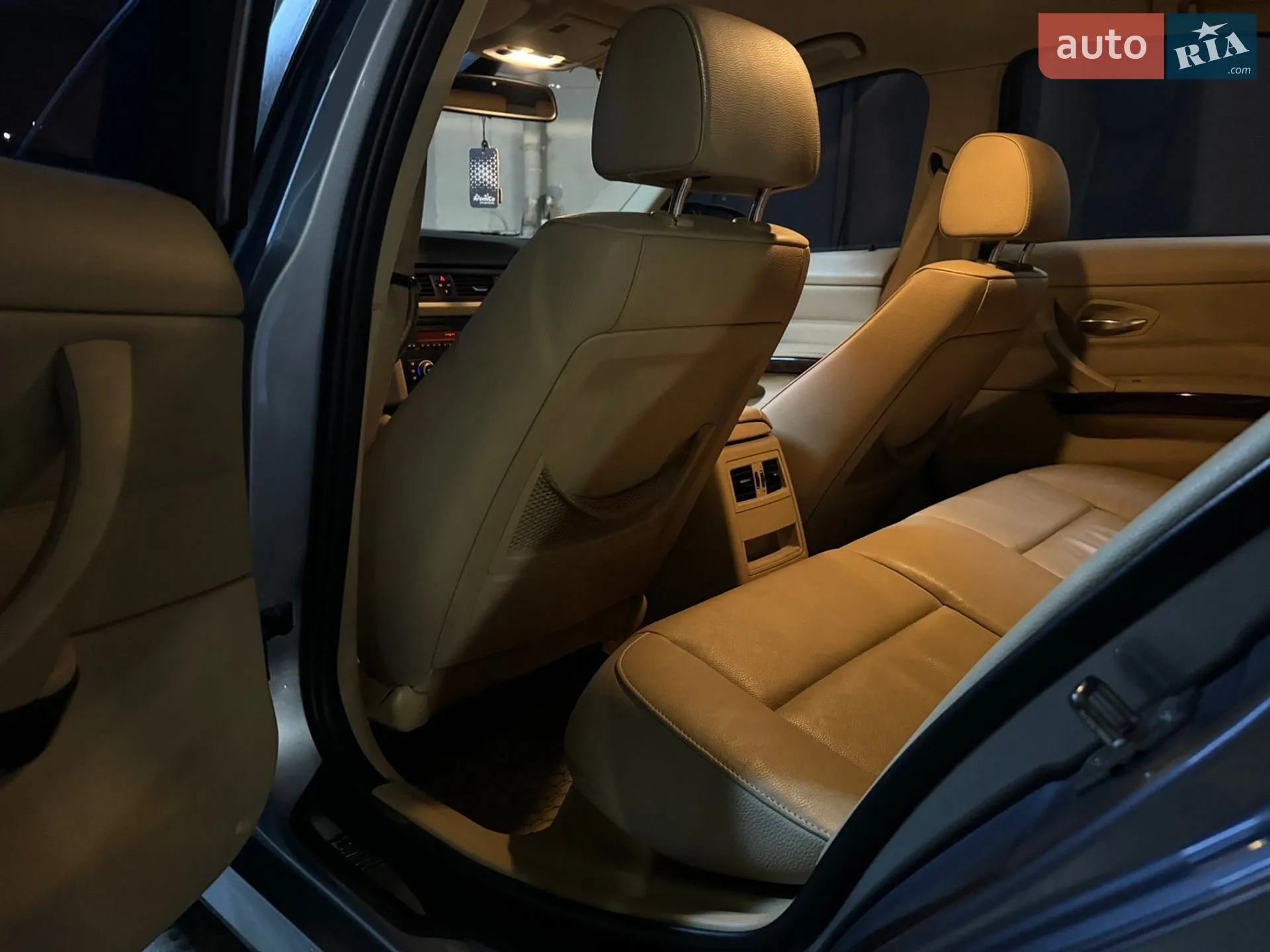 2010 BMW 3er - мініатюра 21