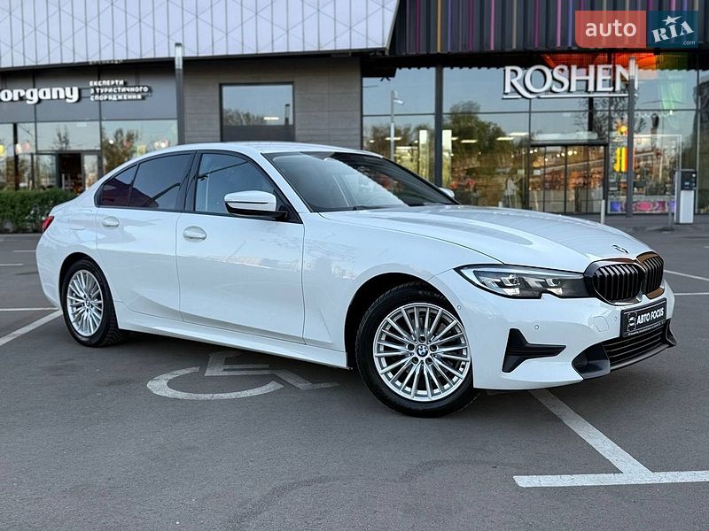 Седан BMW 3 Series 2021 в Киеве