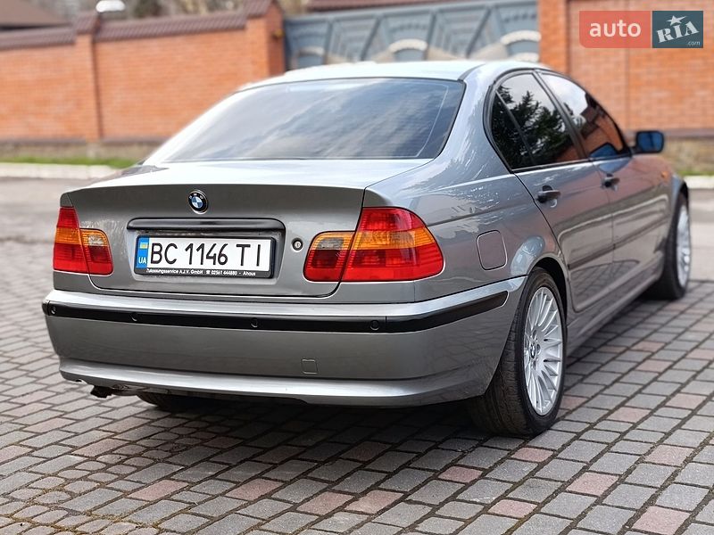 Седан BMW 3 Series 2004 в Шептицькому