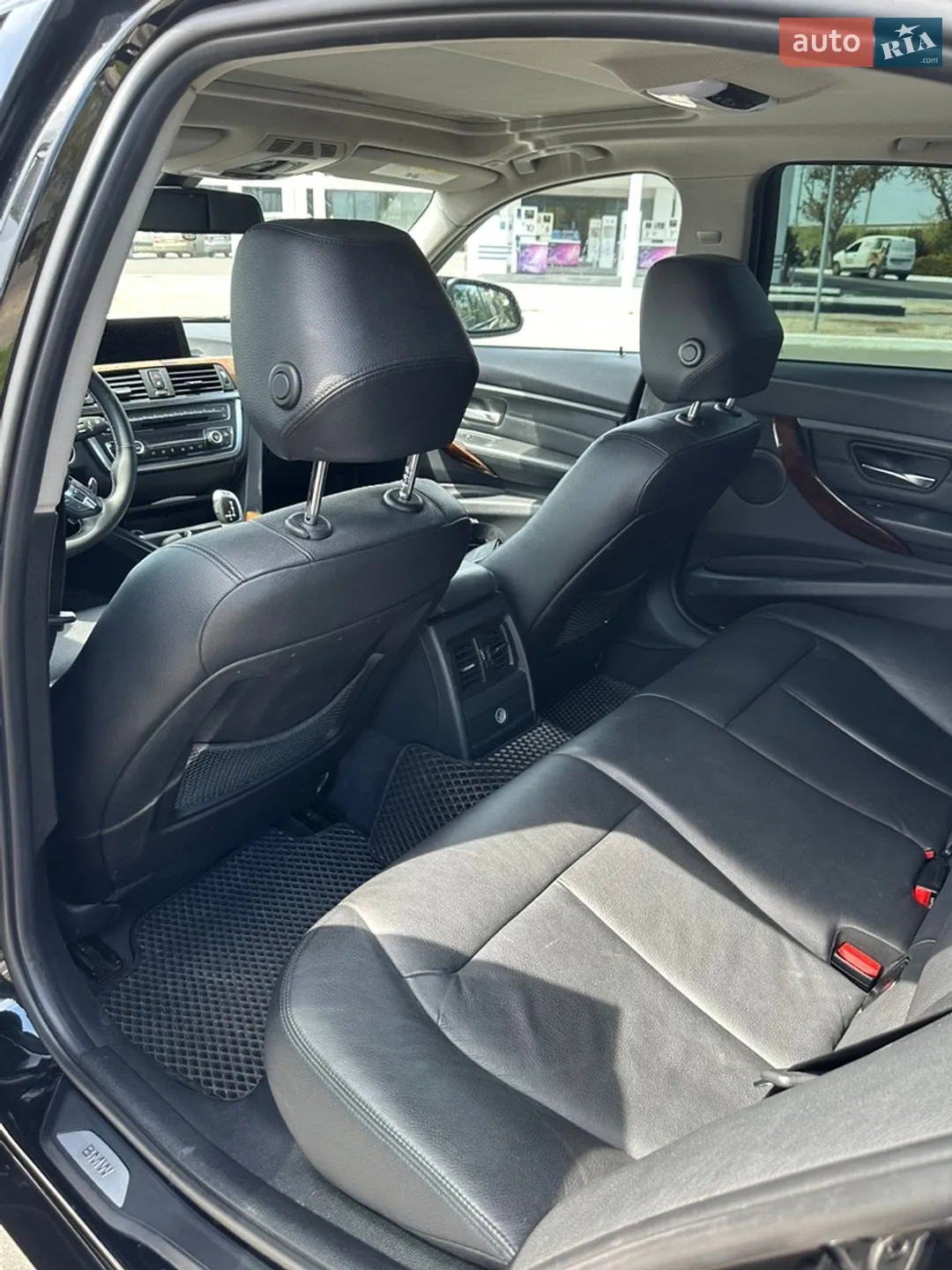 2012 BMW 3er - мініатюра 11