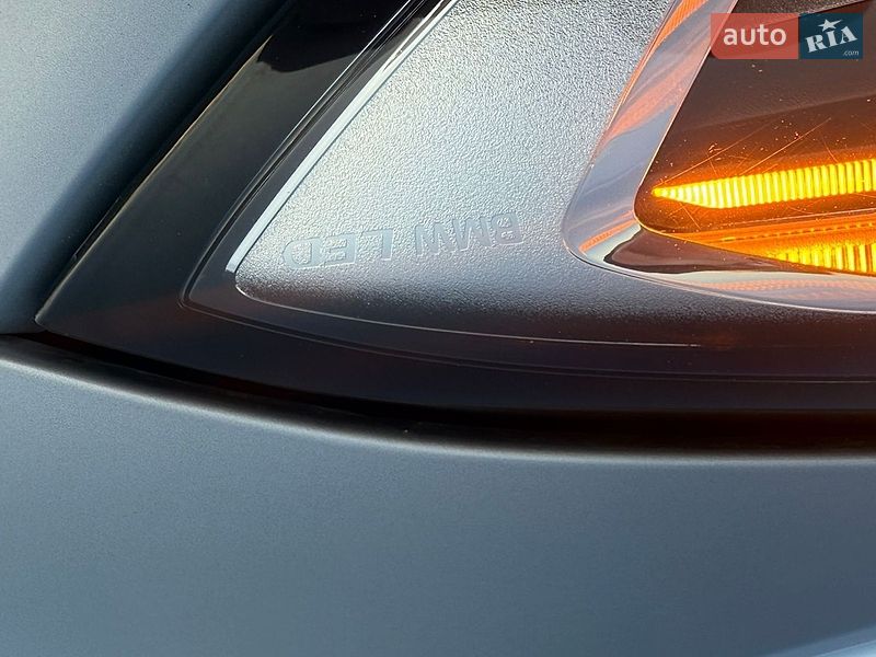 Седан BMW 3 Series 2019 в Трускавце