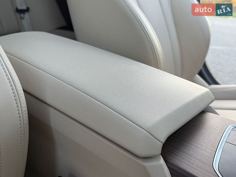 Седан BMW 3 Series 2019 в Трускавце