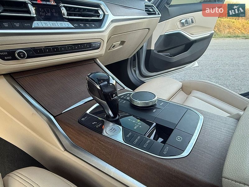 Седан BMW 3 Series 2019 в Трускавце