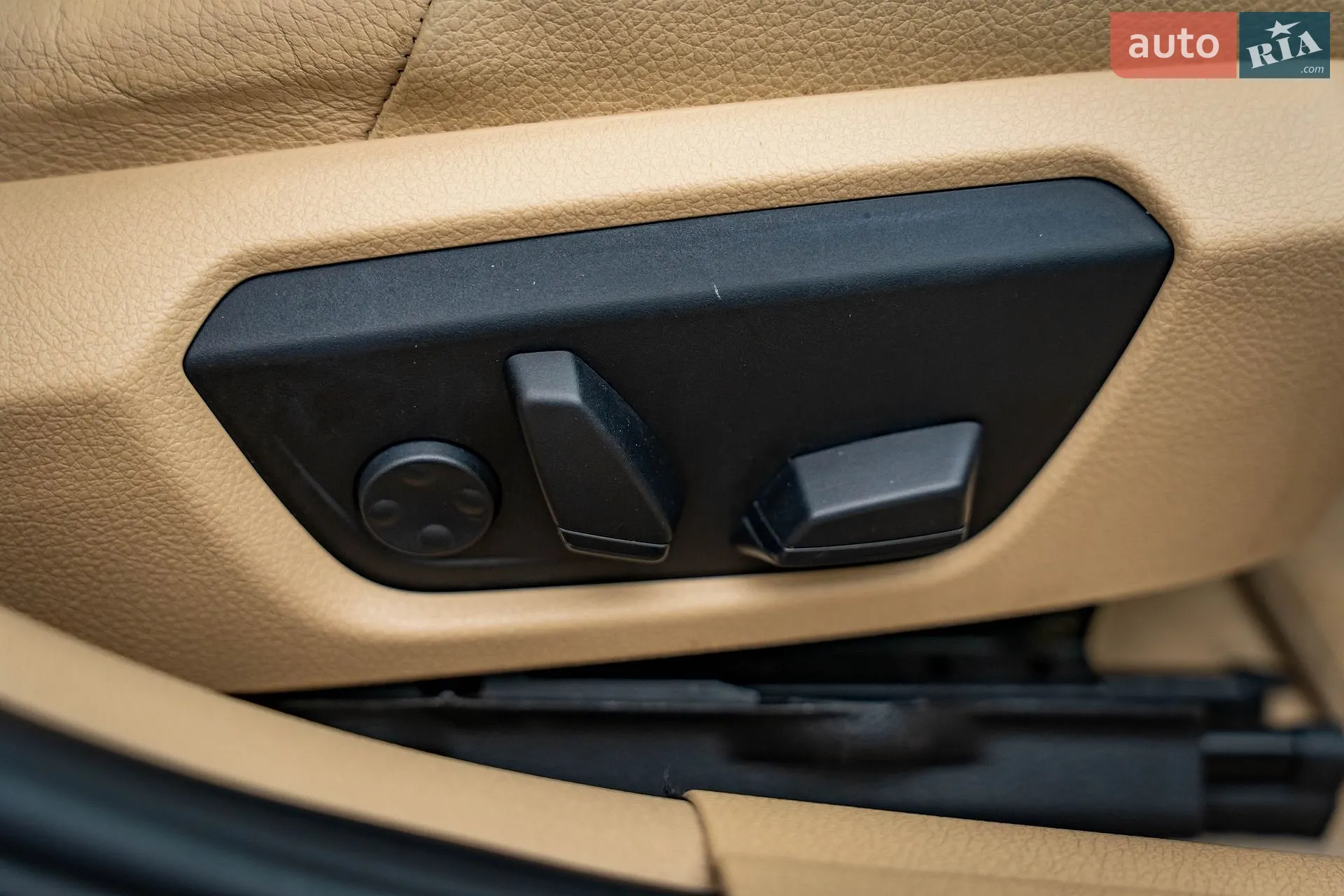 2013 BMW 3er - мініатюра 26