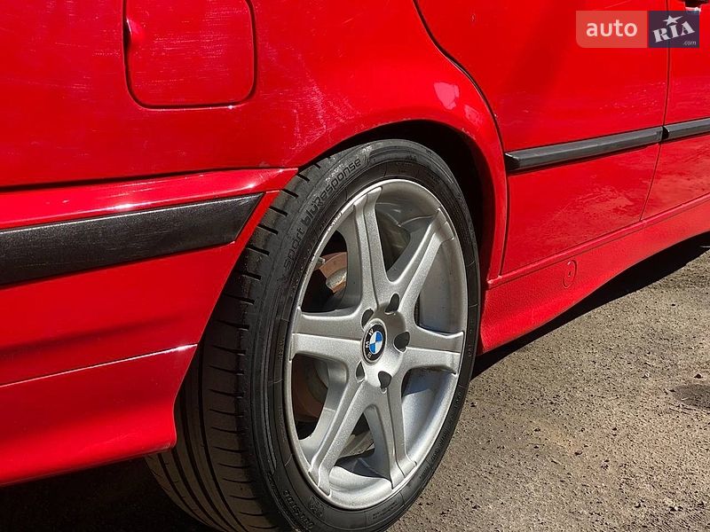 Седан BMW 3 Series 1998 в Ровно