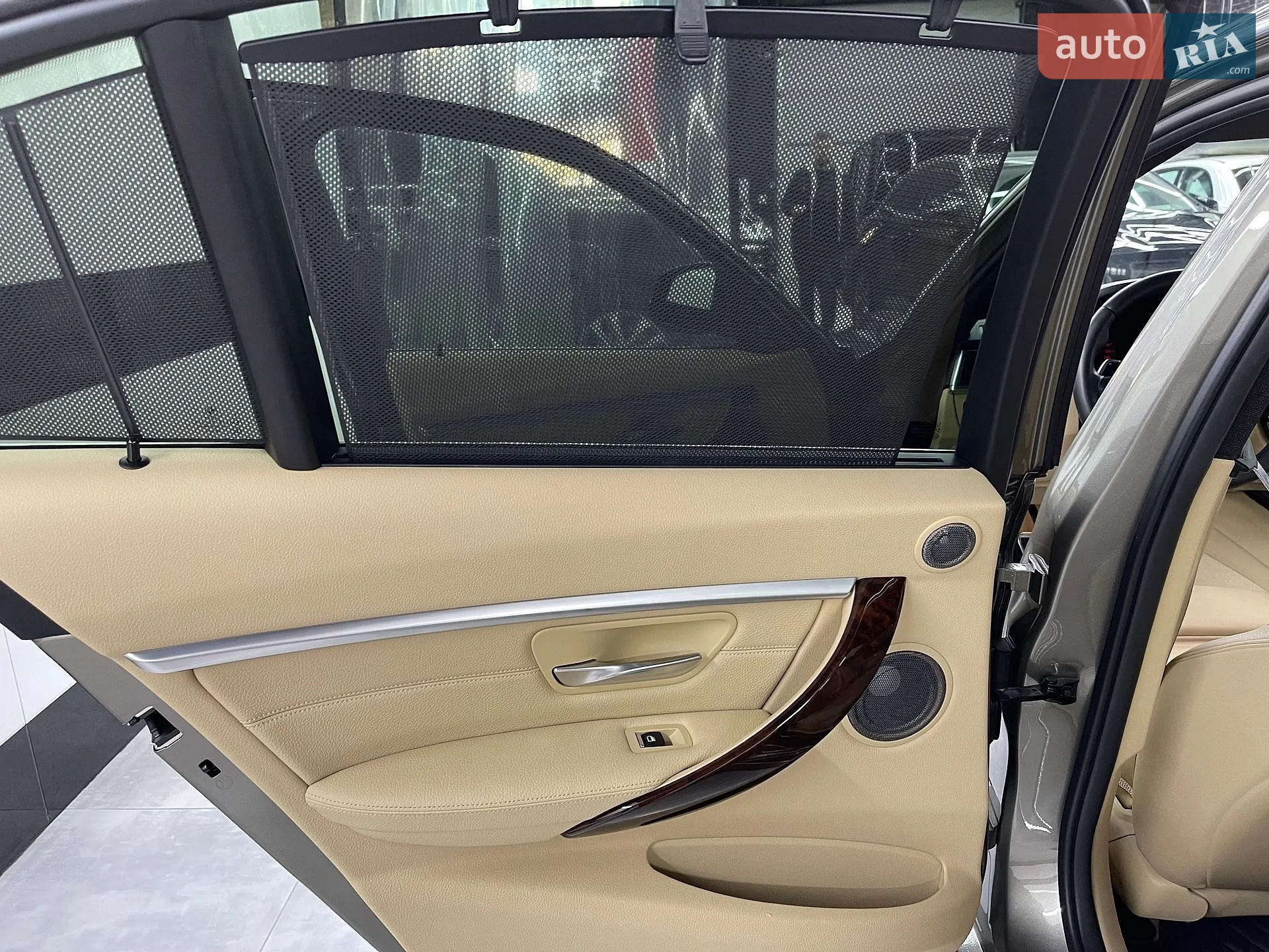 2016 BMW 3er - мініатюра 28