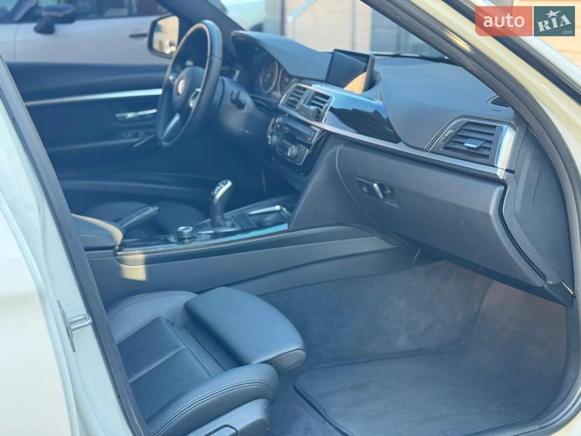 2015 BMW 3er - мініатюра 15