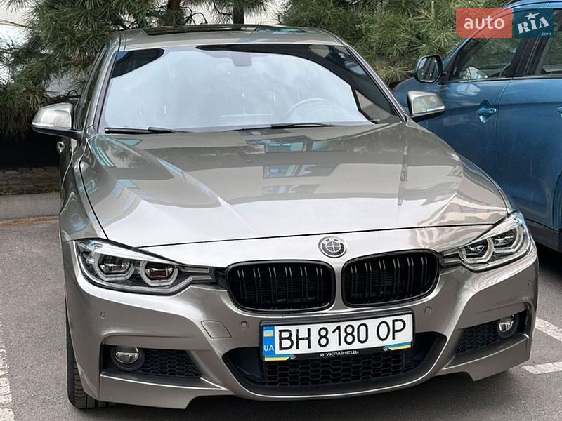 Седан BMW 3 Series 2016 в Киеве