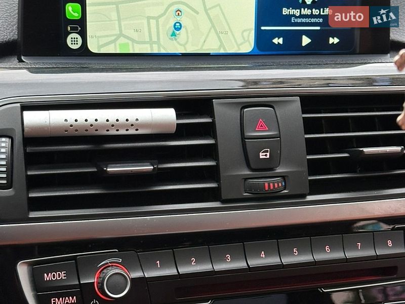 Седан BMW 3 Series 2016 в Киеве