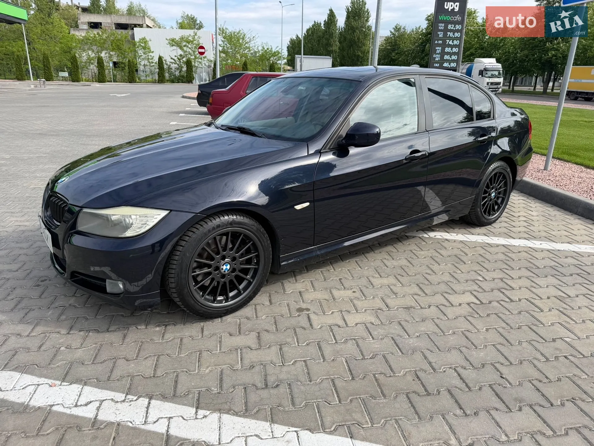 2010 BMW 3er - мініатюра 2