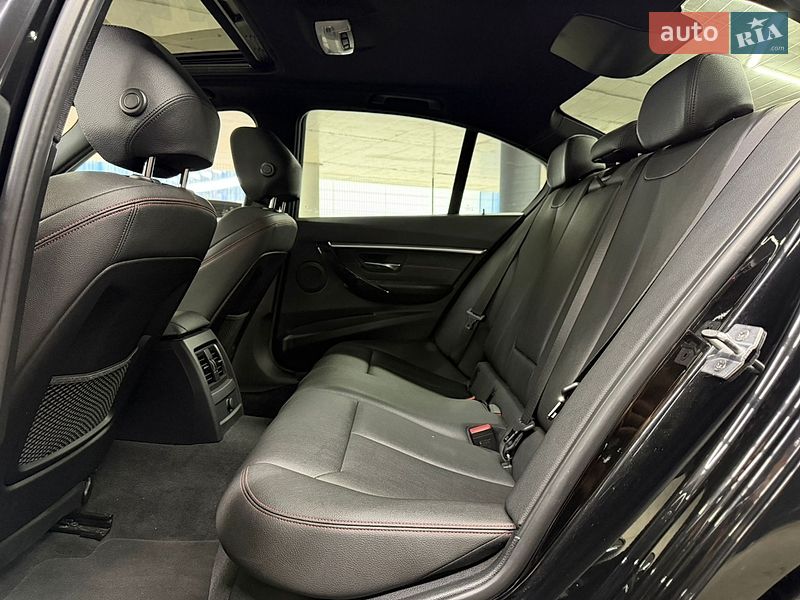 Седан BMW 3 Series 2018 в Одессе