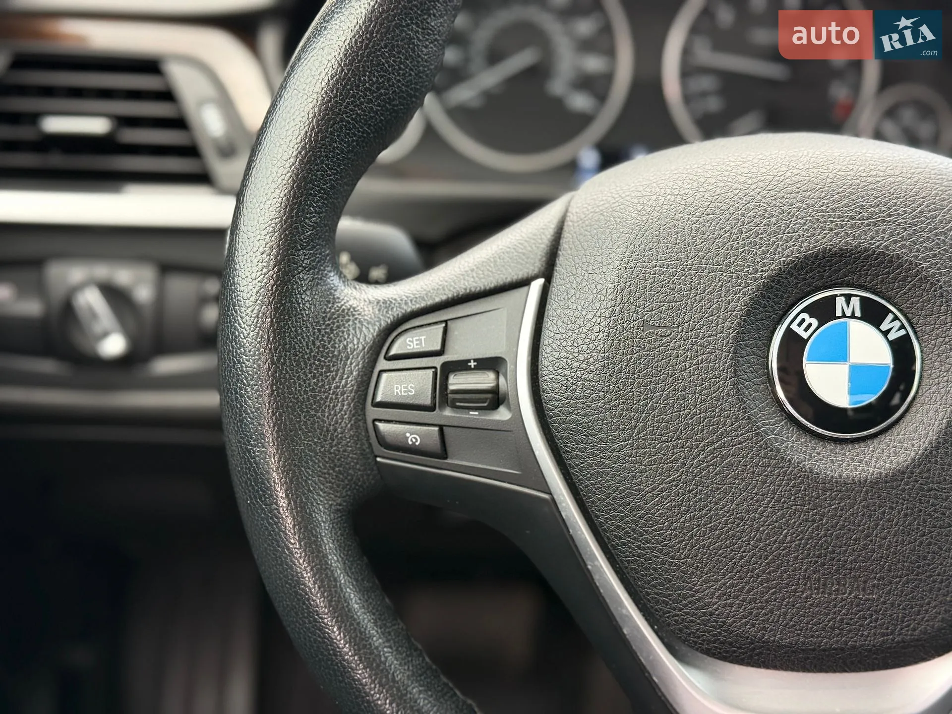 2015 BMW 3er - мініатюра 18