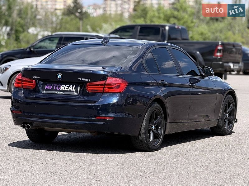 Седан BMW 3 Series 2014 в Кривом Роге