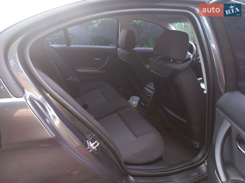 Седан BMW 3 Series 2007 в Сумах