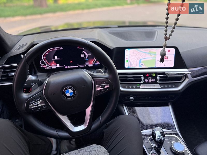 Седан BMW 3 Series 2019 в Кривом Роге