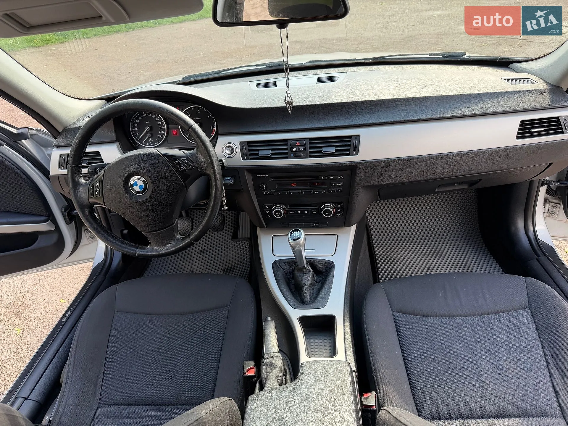 2010 BMW 3er - мініатюра 19