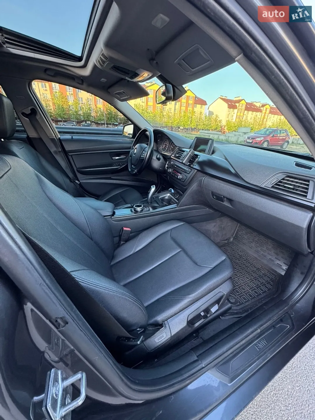 2012 BMW 3er - мініатюра 17