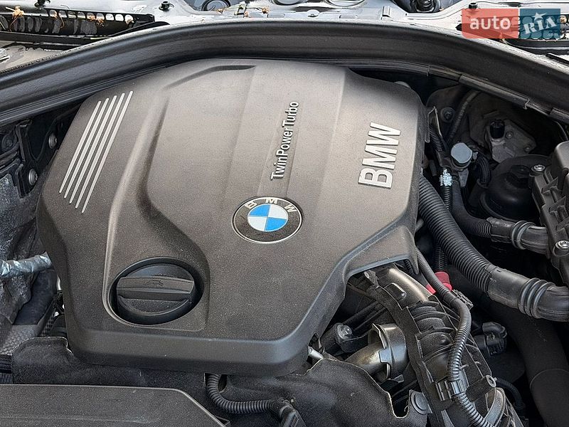 Седан BMW 3 Series 2015 в Виннице
