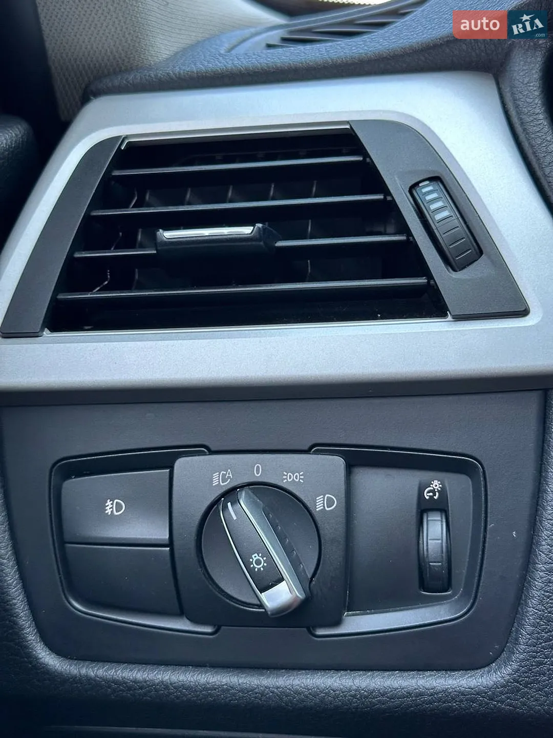 2012 BMW 3er - мініатюра 35