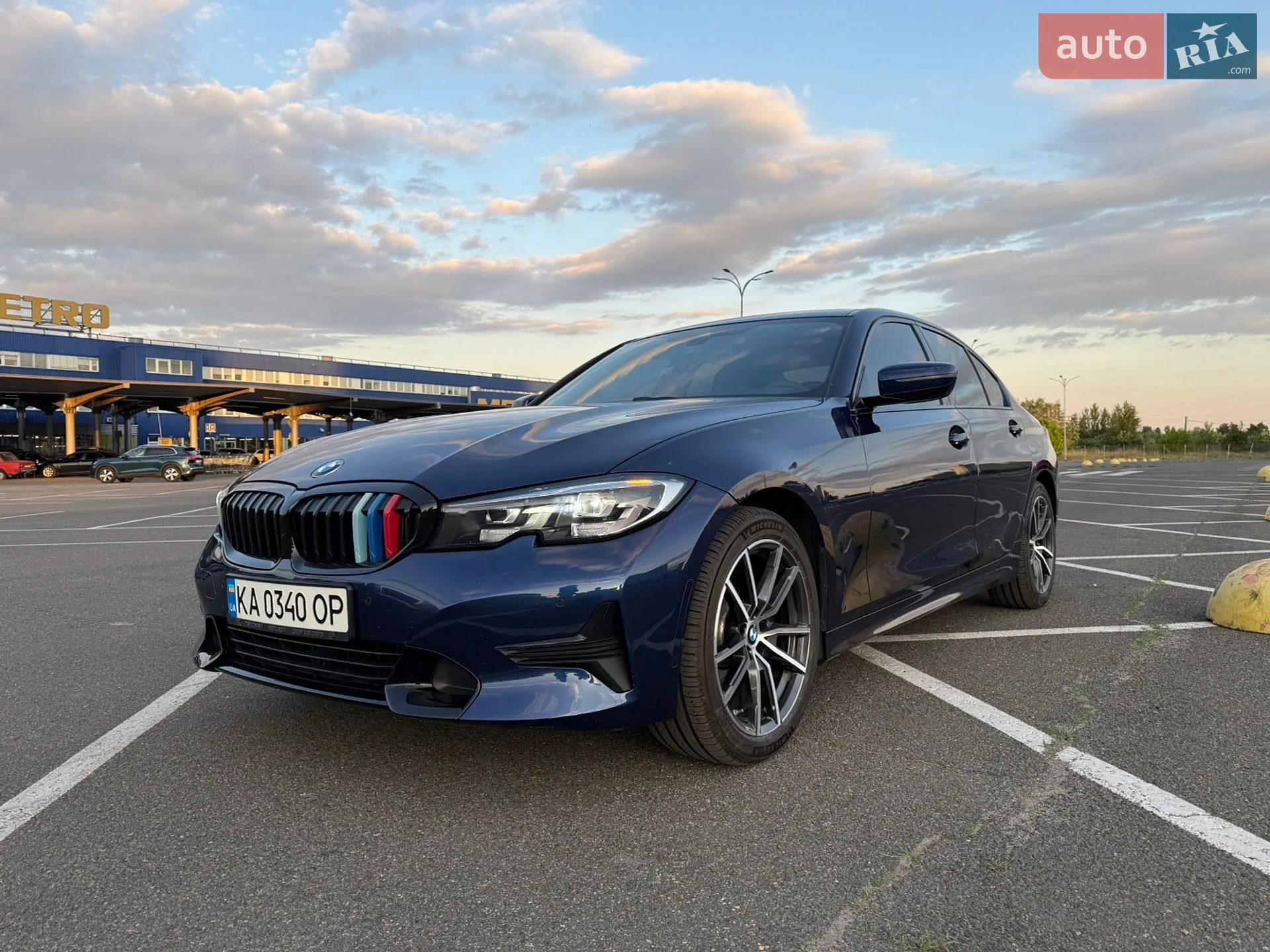 BMW 3 Series 2019 VIN 3MW5R1J00L8B13552 фото оголошення 6 з 25