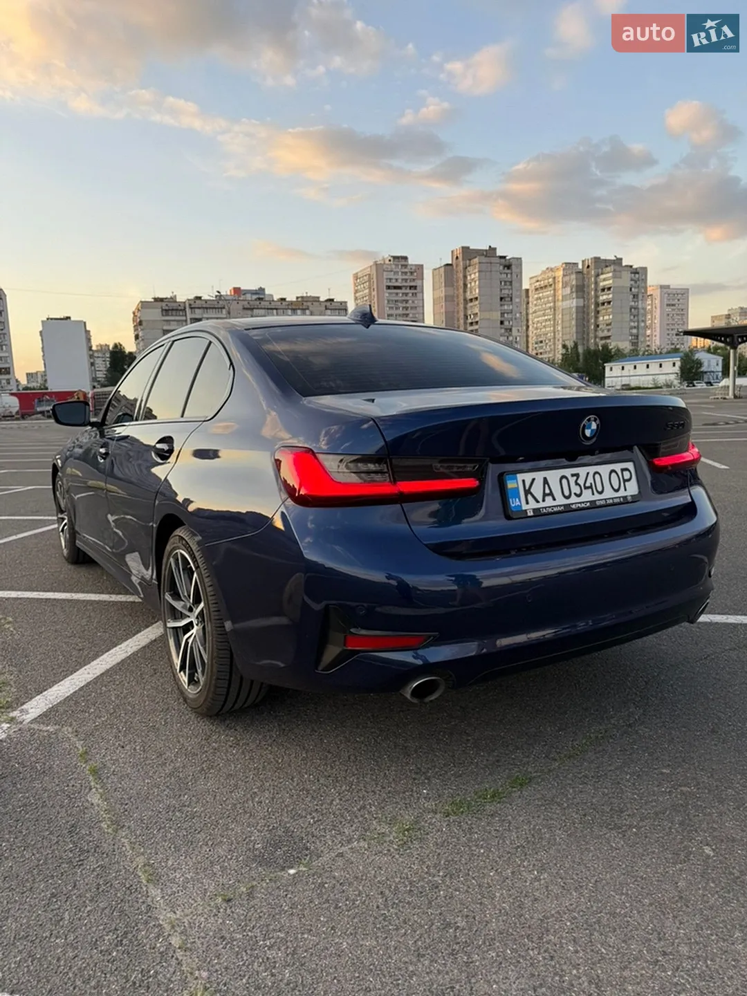 BMW 3 Series 2019 VIN 3MW5R1J00L8B13552 фото оголошення 10 з 25