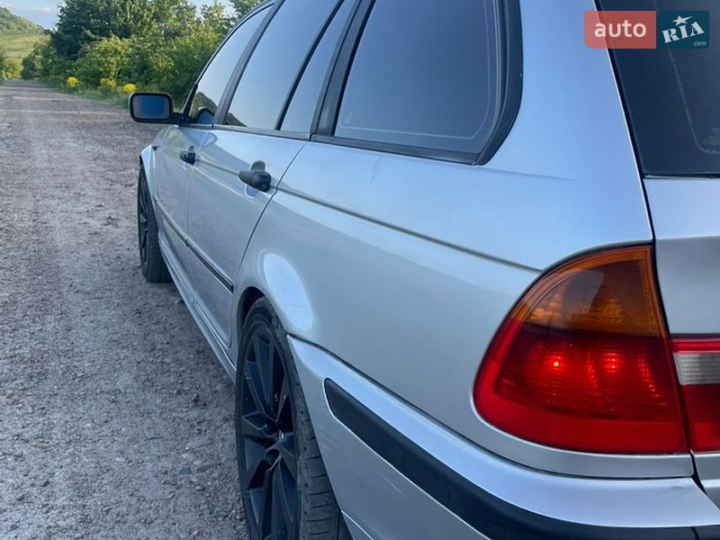Универсал BMW 3 Series 2001 в Бобрке