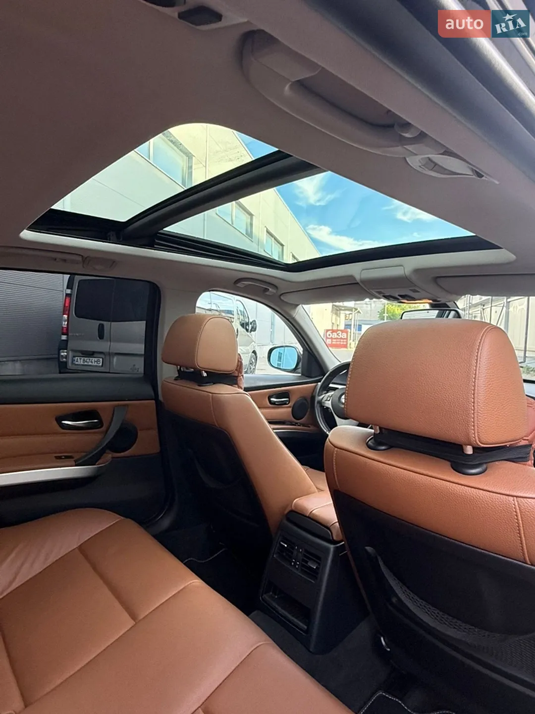 2010 BMW 3er - мініатюра 21
