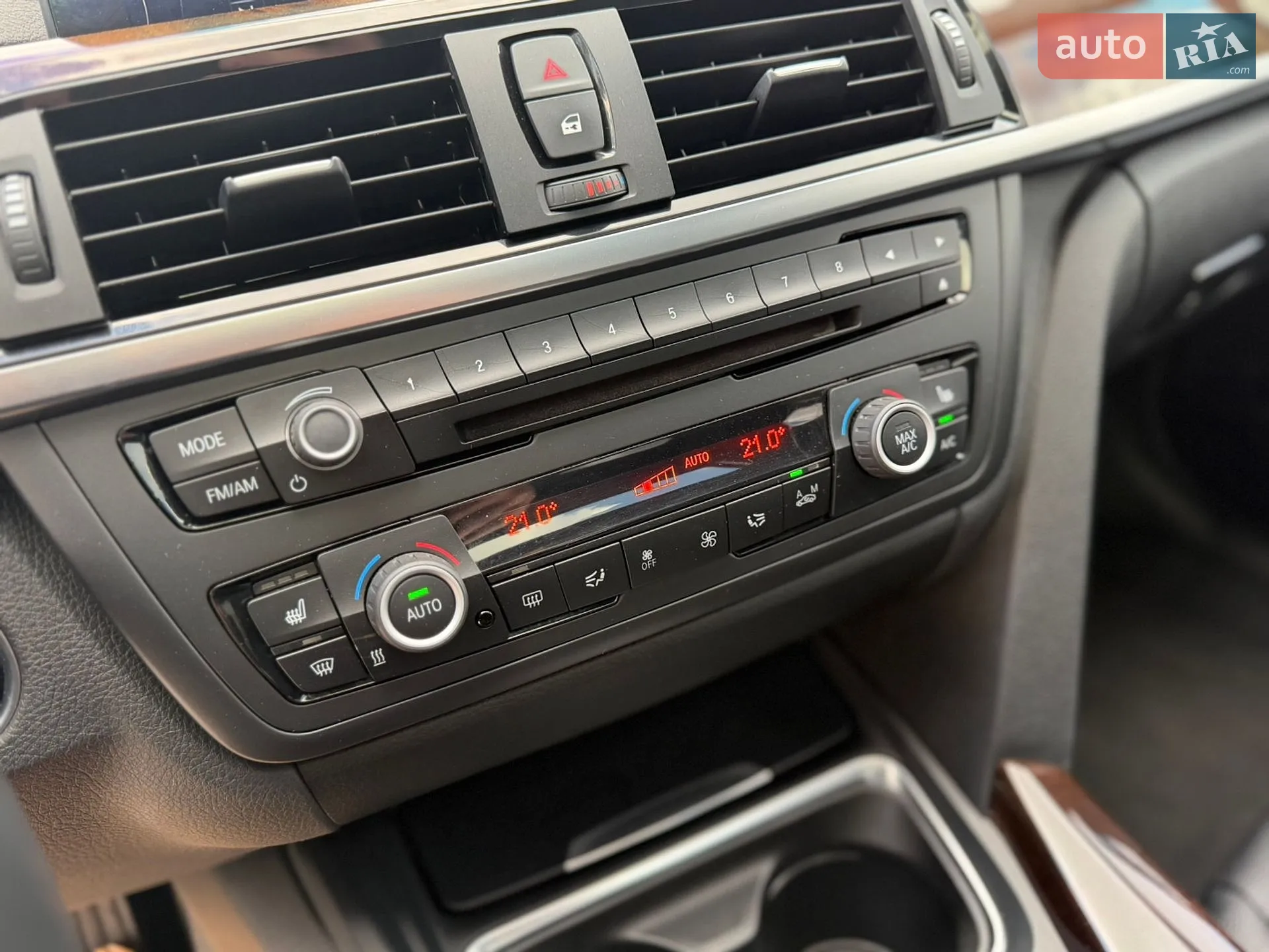 2015 BMW 3er - мініатюра 11