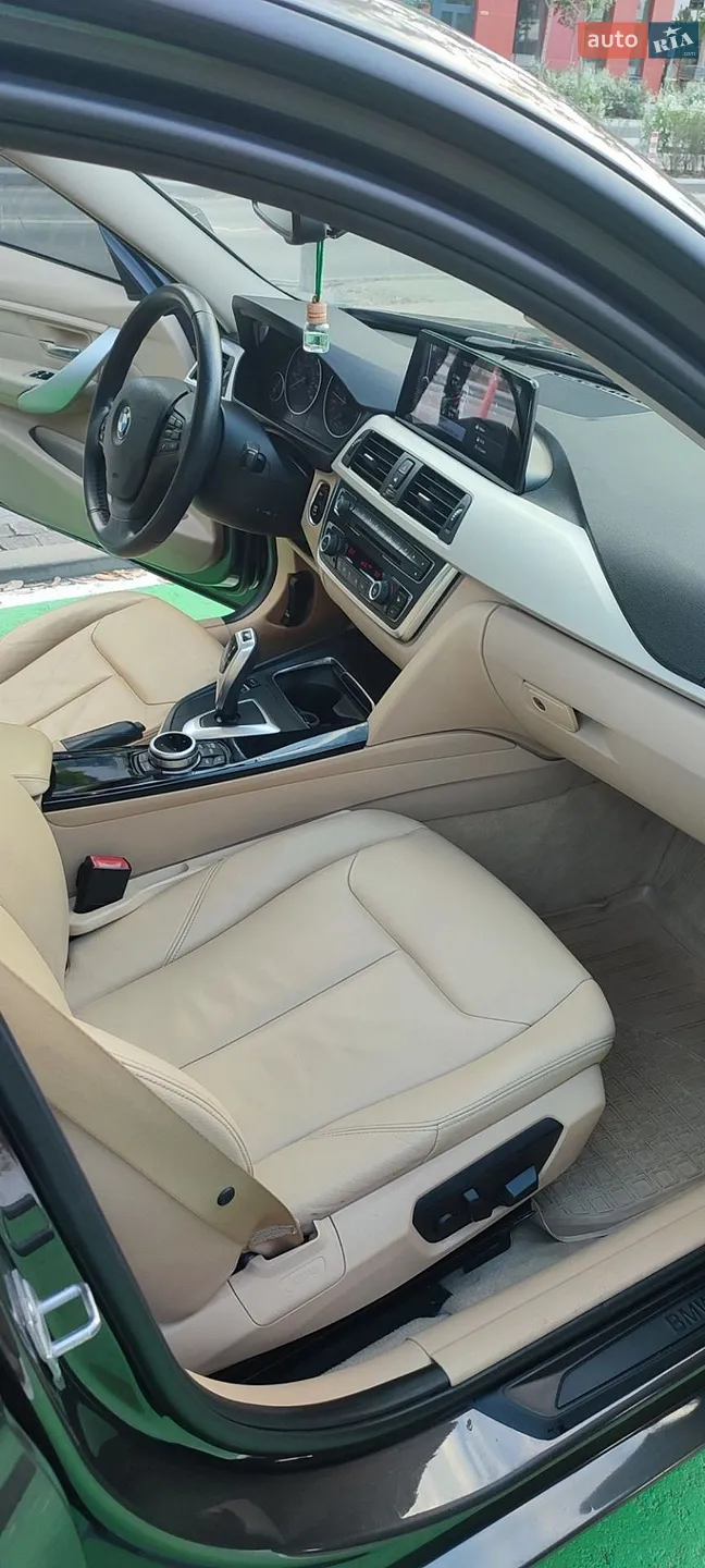 Bmw 3 серія 2013 VIN WBA3C1G50DNR48528 фото оголошення 10 з 27