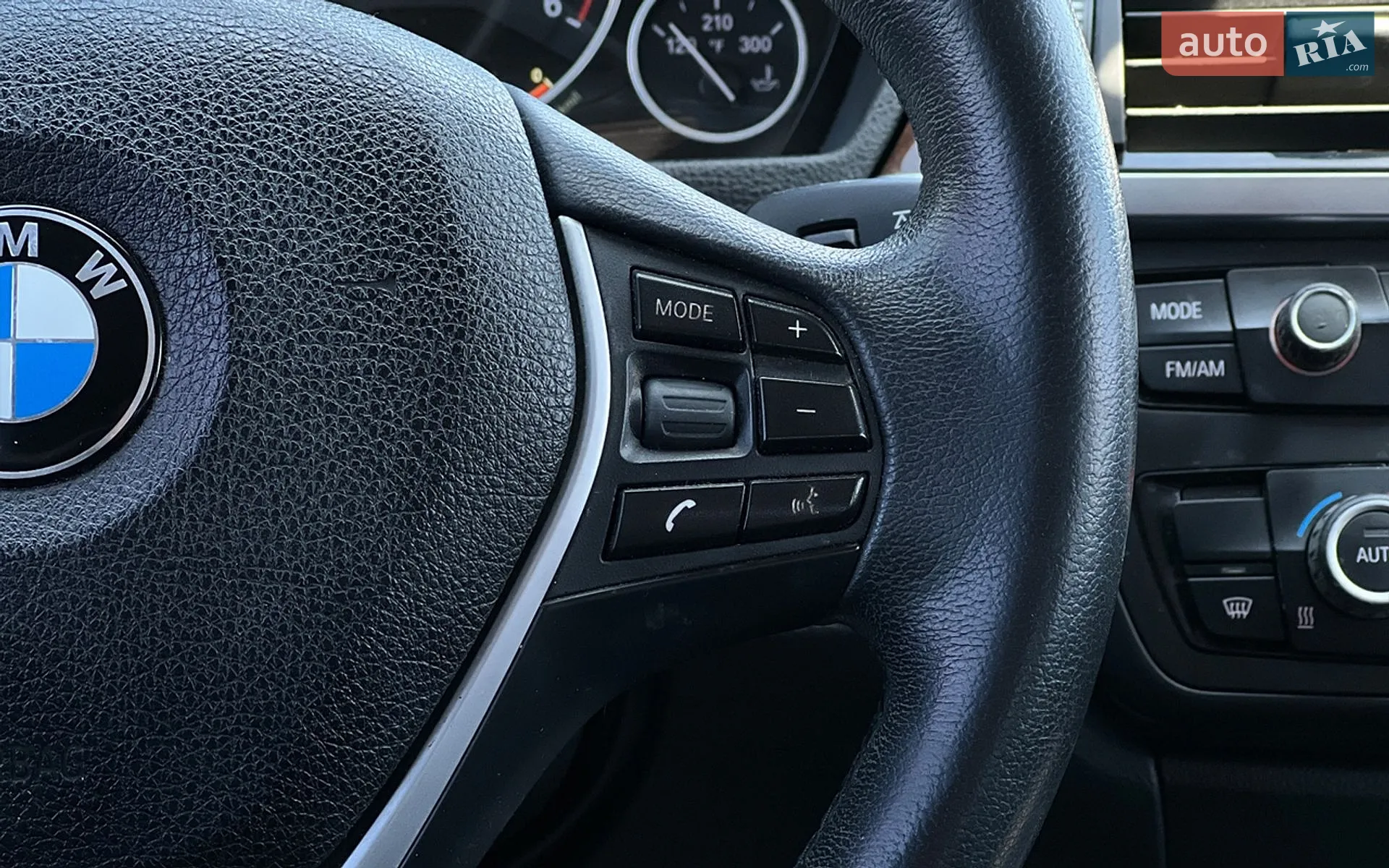 2013 BMW 3er - мініатюра 12