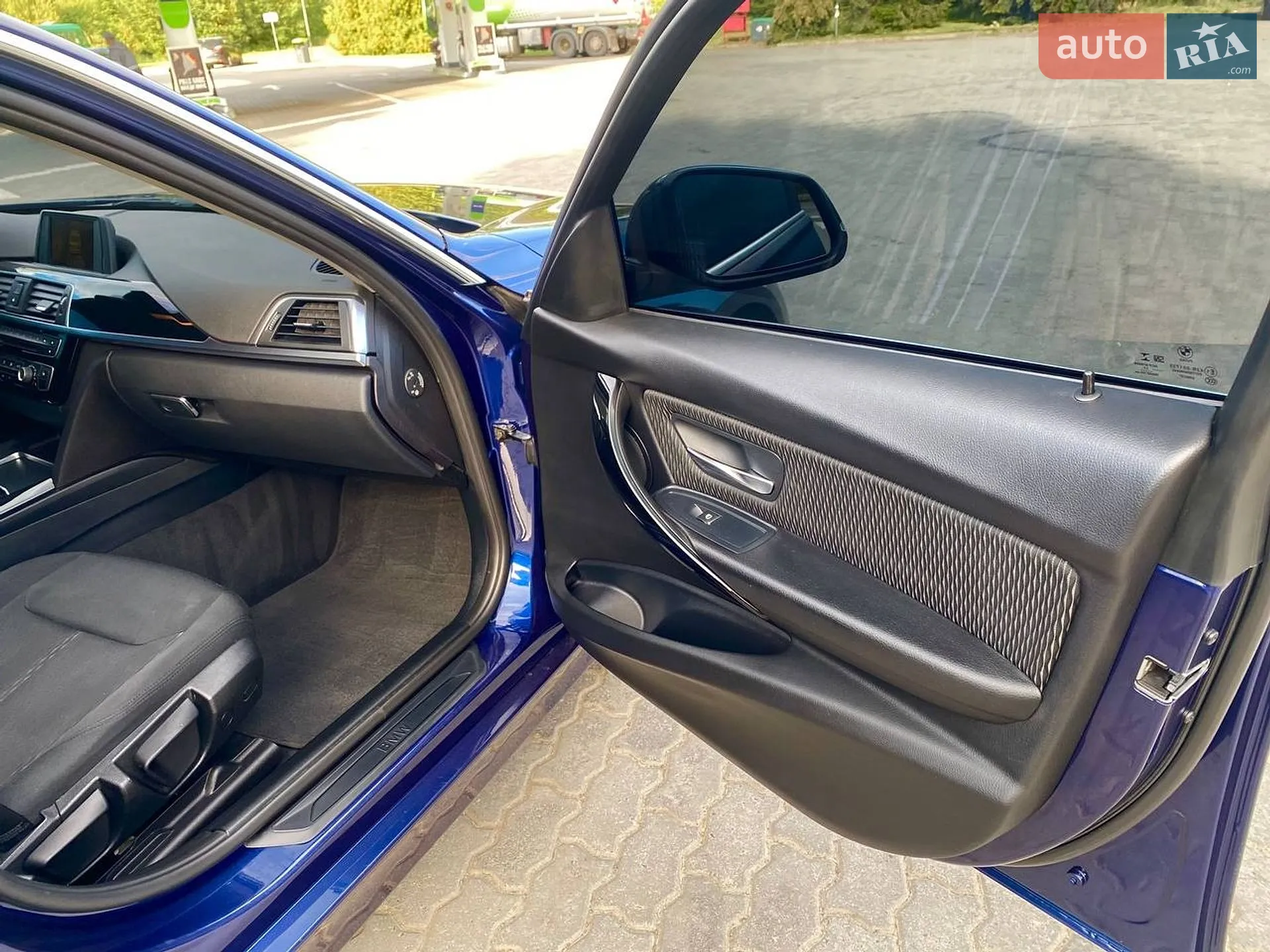2017 BMW 3er - мініатюра 18