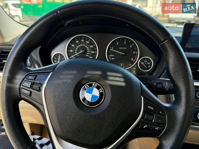 Седан BMW 3 Series 2013 в Виннице