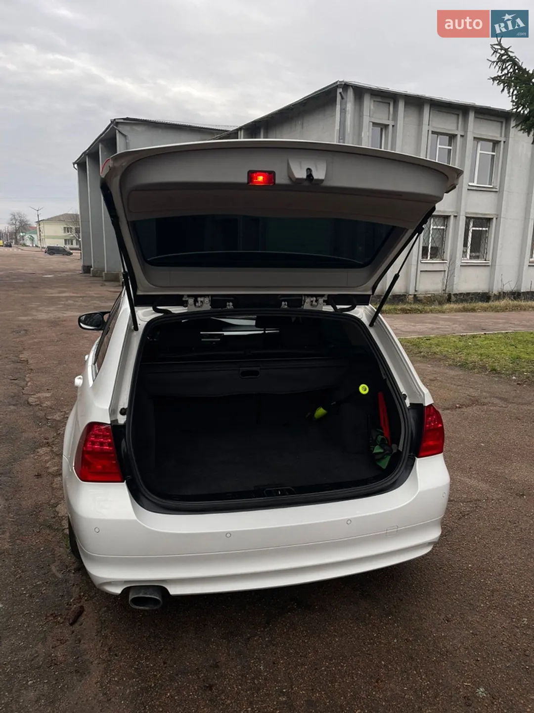 2010 BMW 3er - мініатюра 20