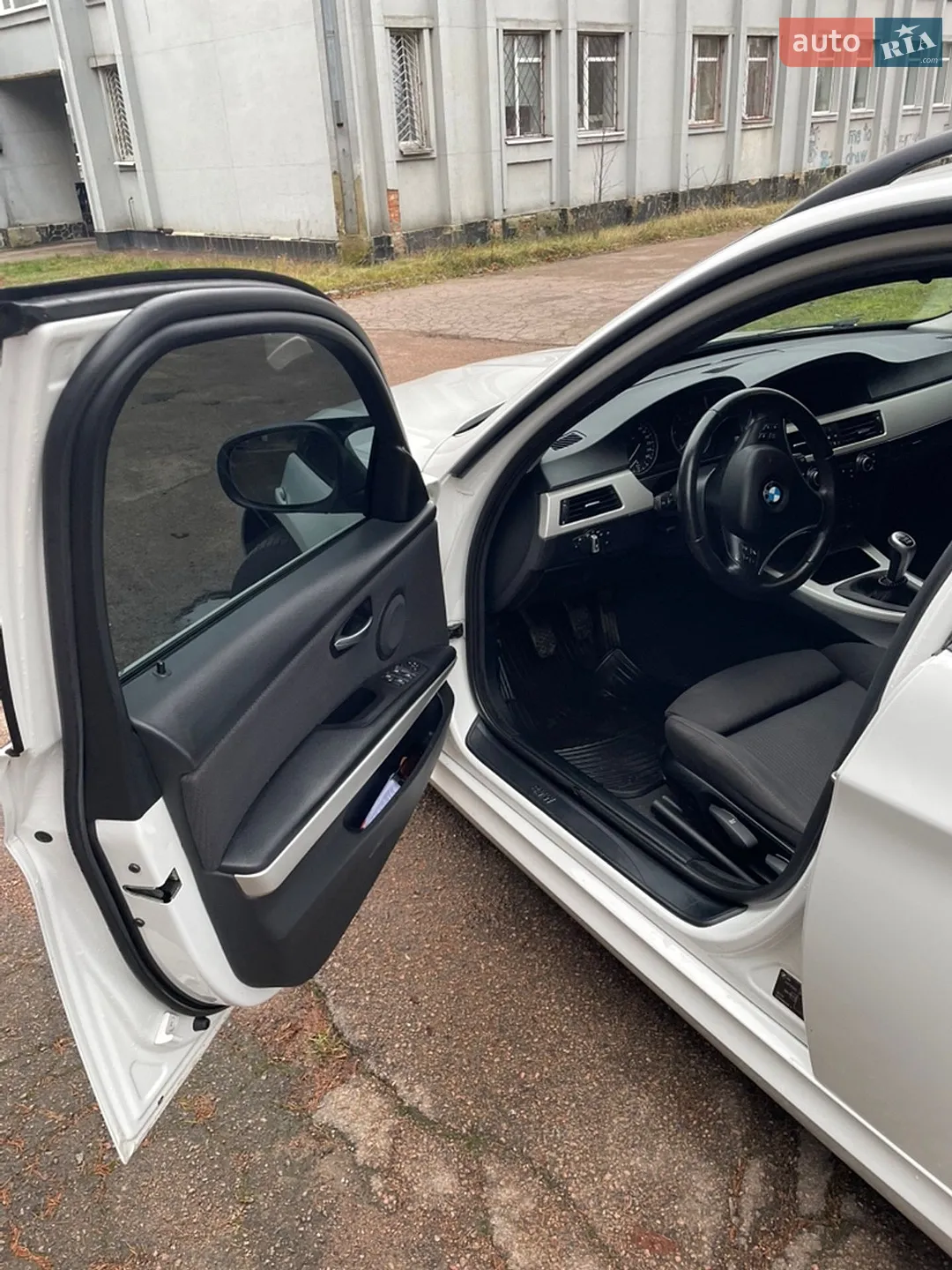 2010 BMW 3er - мініатюра 31